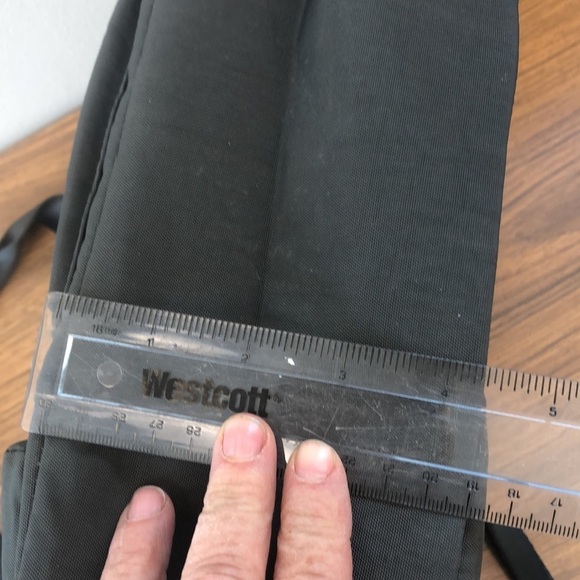 Baggallini Black Gold International Laptop Tote Bag - Picture 8 of 12